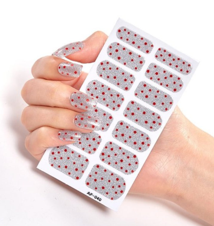 Adhesive Nail Polish Wraps with Glue