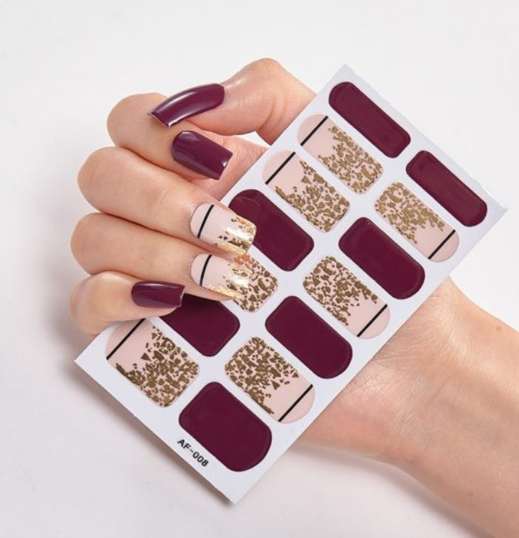 Adhesive Nail Polish Wraps with Glue