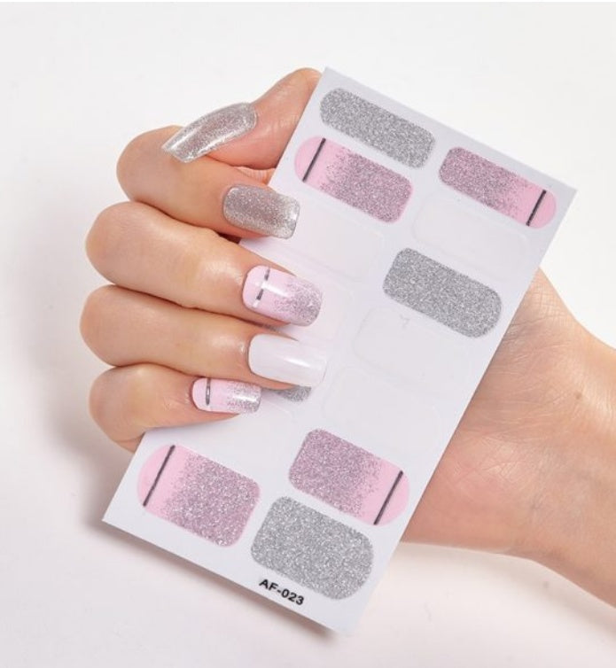 Adhesive Nail Polish Wraps with Glue