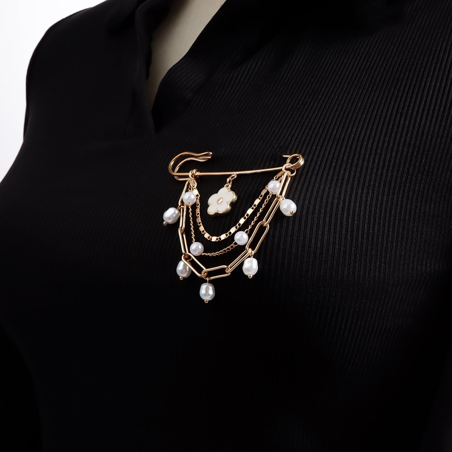 Love Moon Bear Flower Element Brooch Pin for Clothing Suit