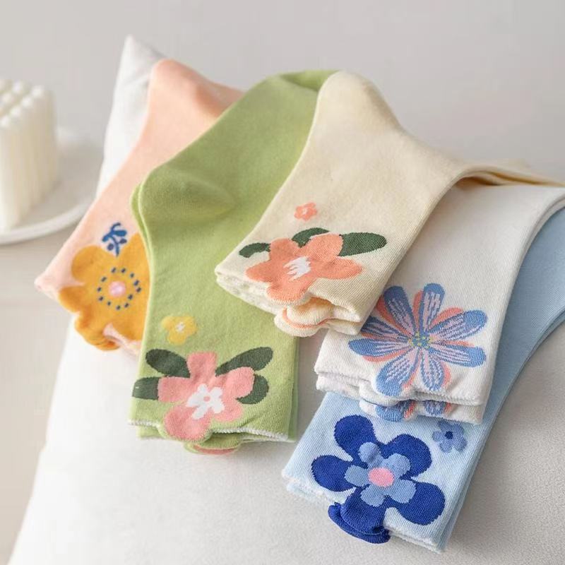 Japanese Cute Style Colorful Flowers Tube Socks