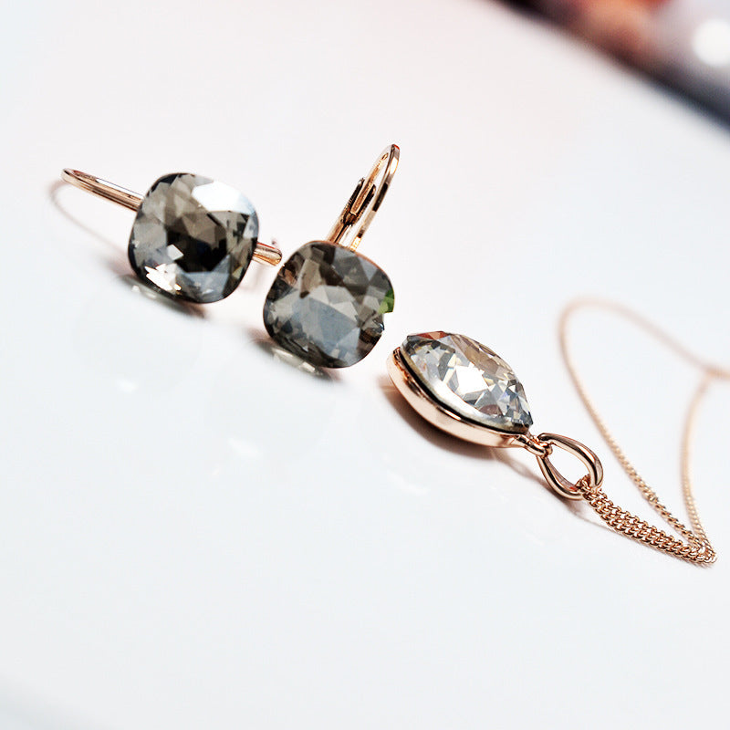 Women's Fashionable Austrian Crystal Earrings