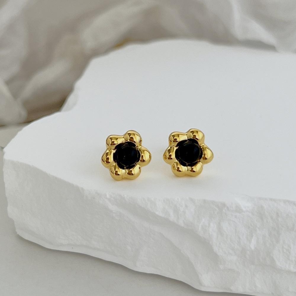 Silver Black Agate Flower Stud Earrings