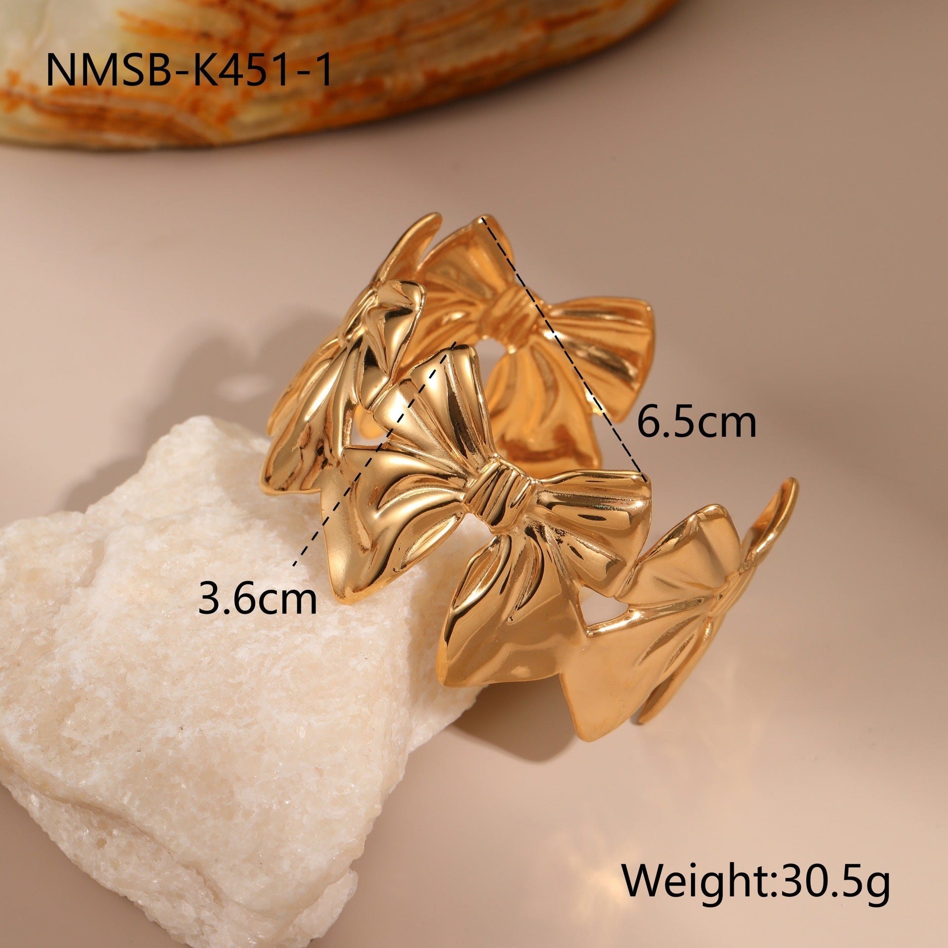 Elegant Stainless Steel Leaf Charm Wristband Bracelet